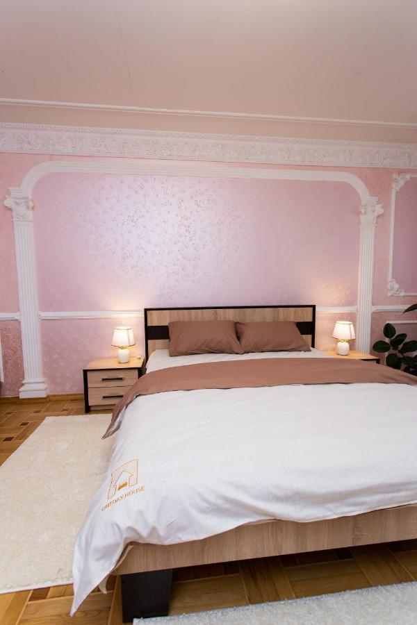Ferienwohnung Центр. Вулиця Липова. 3 Кімнати Ternopil Exterior foto